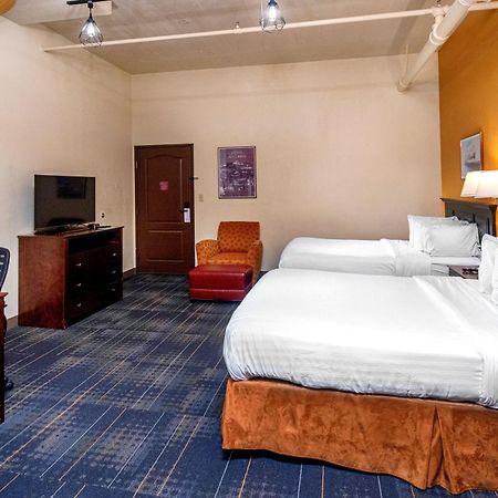 The Suites Hotel At Waterfront Plaza Duluth Ngoại thất bức ảnh