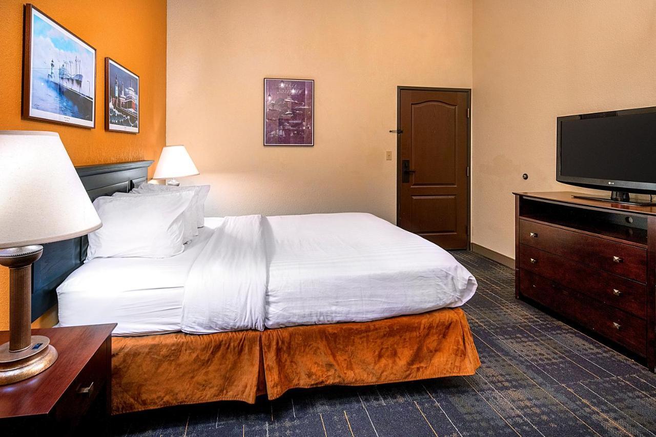 The Suites Hotel At Waterfront Plaza Duluth Ngoại thất bức ảnh