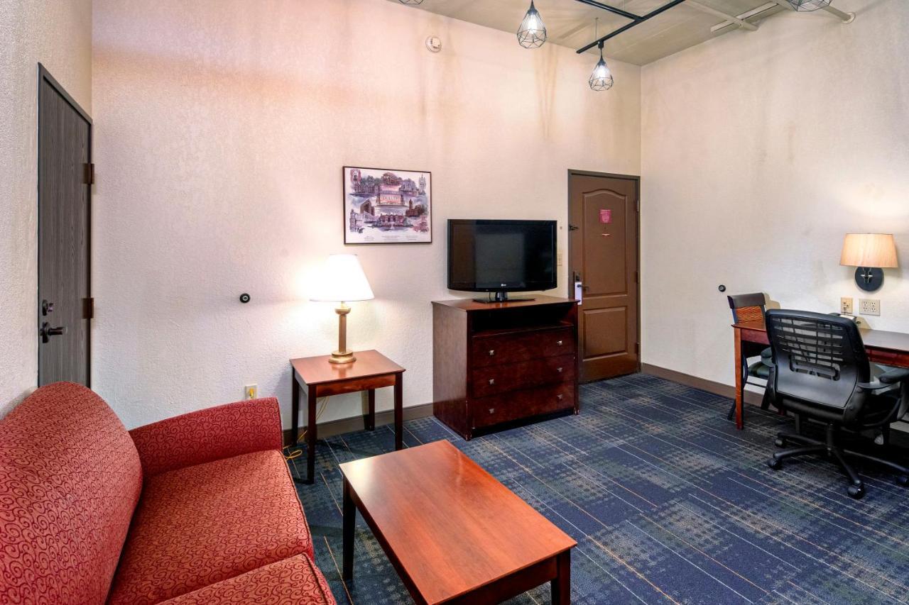 The Suites Hotel At Waterfront Plaza Duluth Ngoại thất bức ảnh