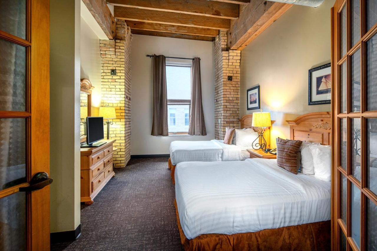 The Suites Hotel At Waterfront Plaza Duluth Ngoại thất bức ảnh